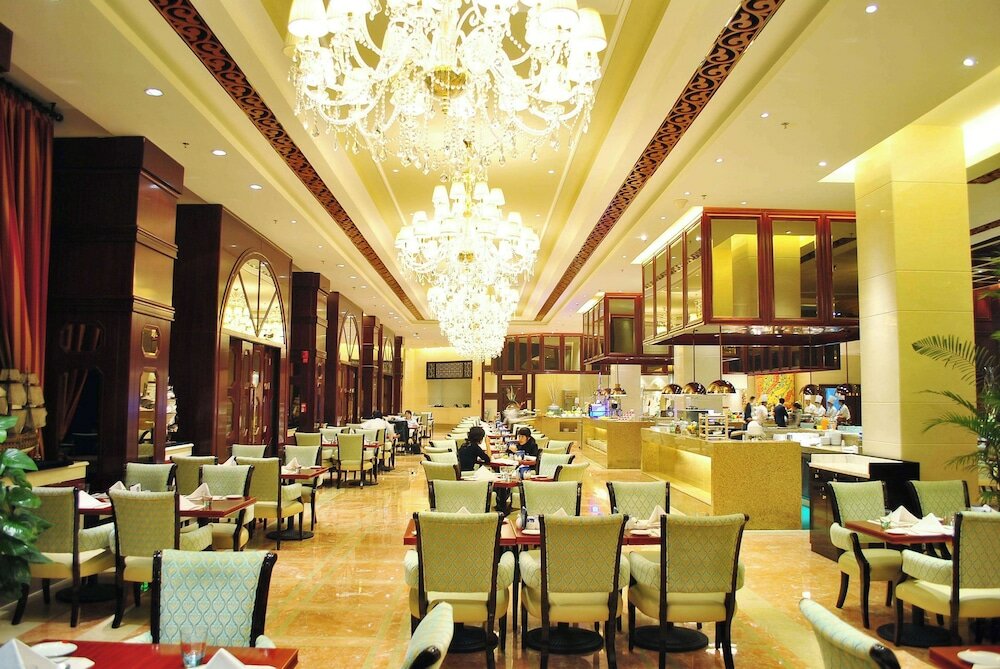 Фото Wyndham Grand Plaza Royale Palace Chengdu