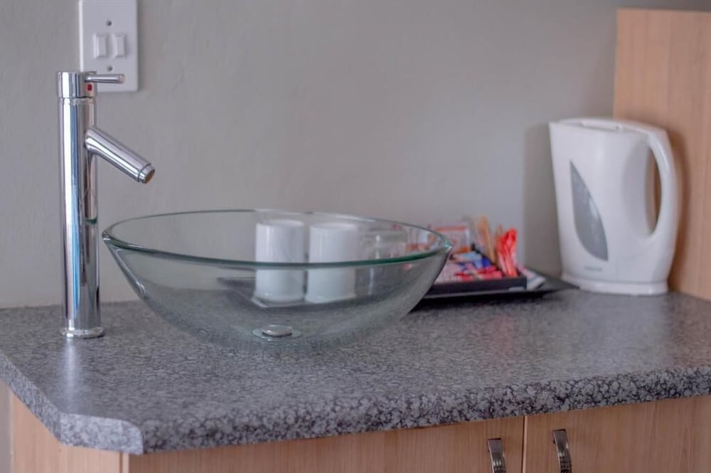 Фото 314 on Clark Guest House