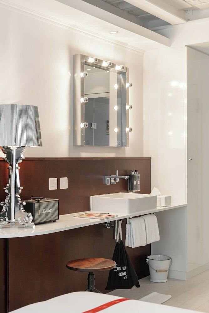 Фото Ruby Lucy Hotel London
