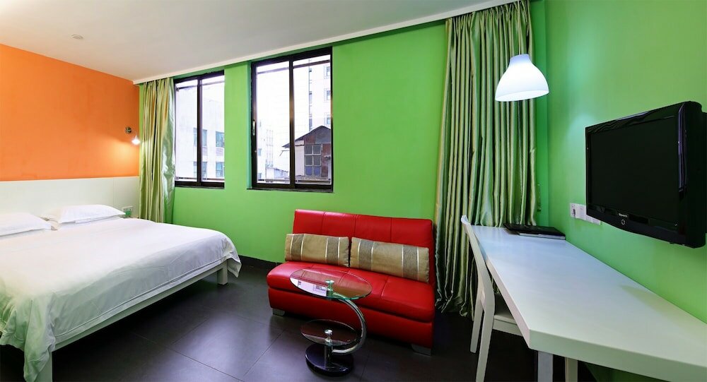 Фото Ln White House Hotel