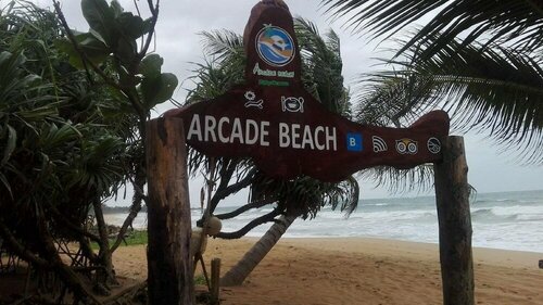 Внешний вид отеля Отель Arcade Beach в Индуруве, фото 1