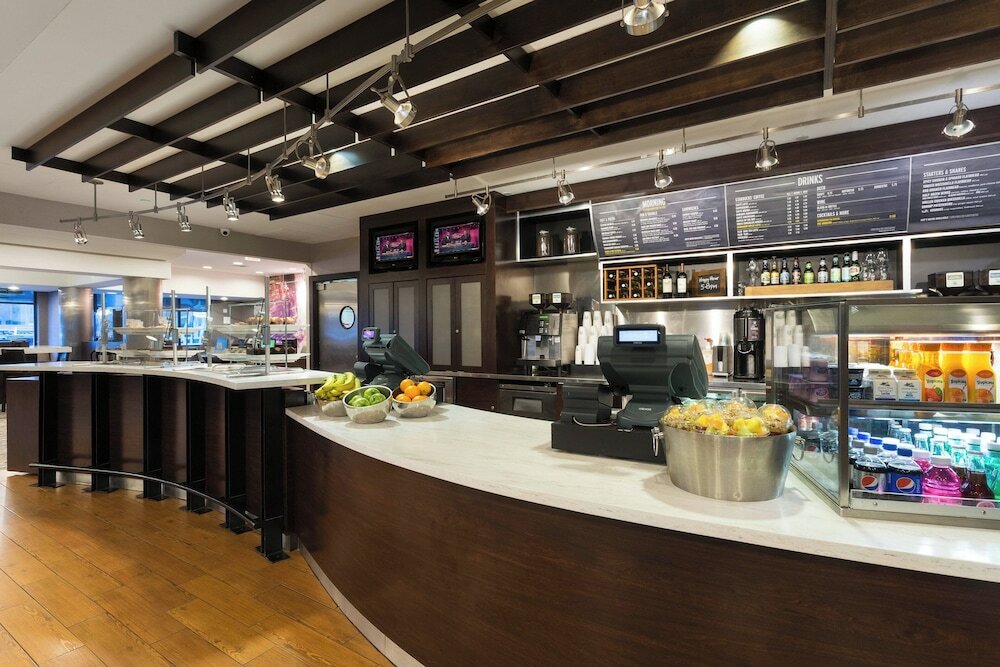 Фото Courtyard Miami Downtown/Brickell Area