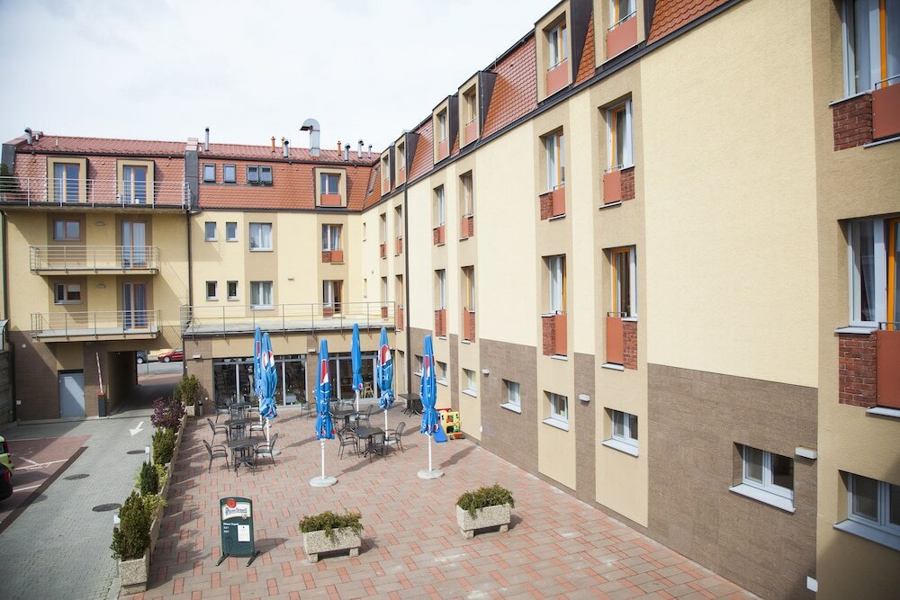 Фото Hotel Eminent