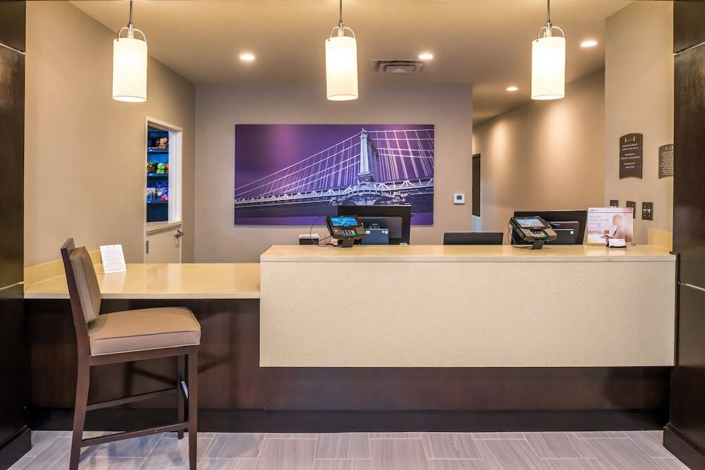 Фото Staybridge Suites Pecos, an Ihg Hotel