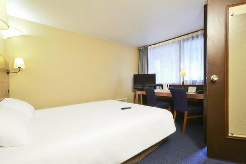 Гостиница Hotel Kyriad Mulhouse Est - Lutterbach в Мюлузе