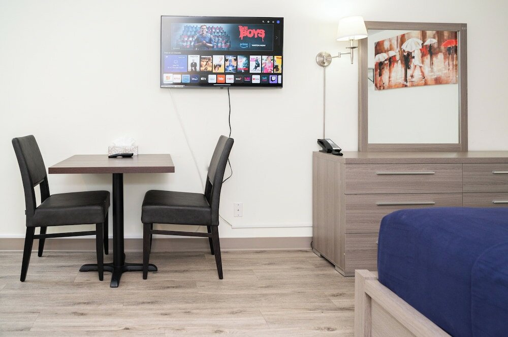 Фото Diplomat Inn