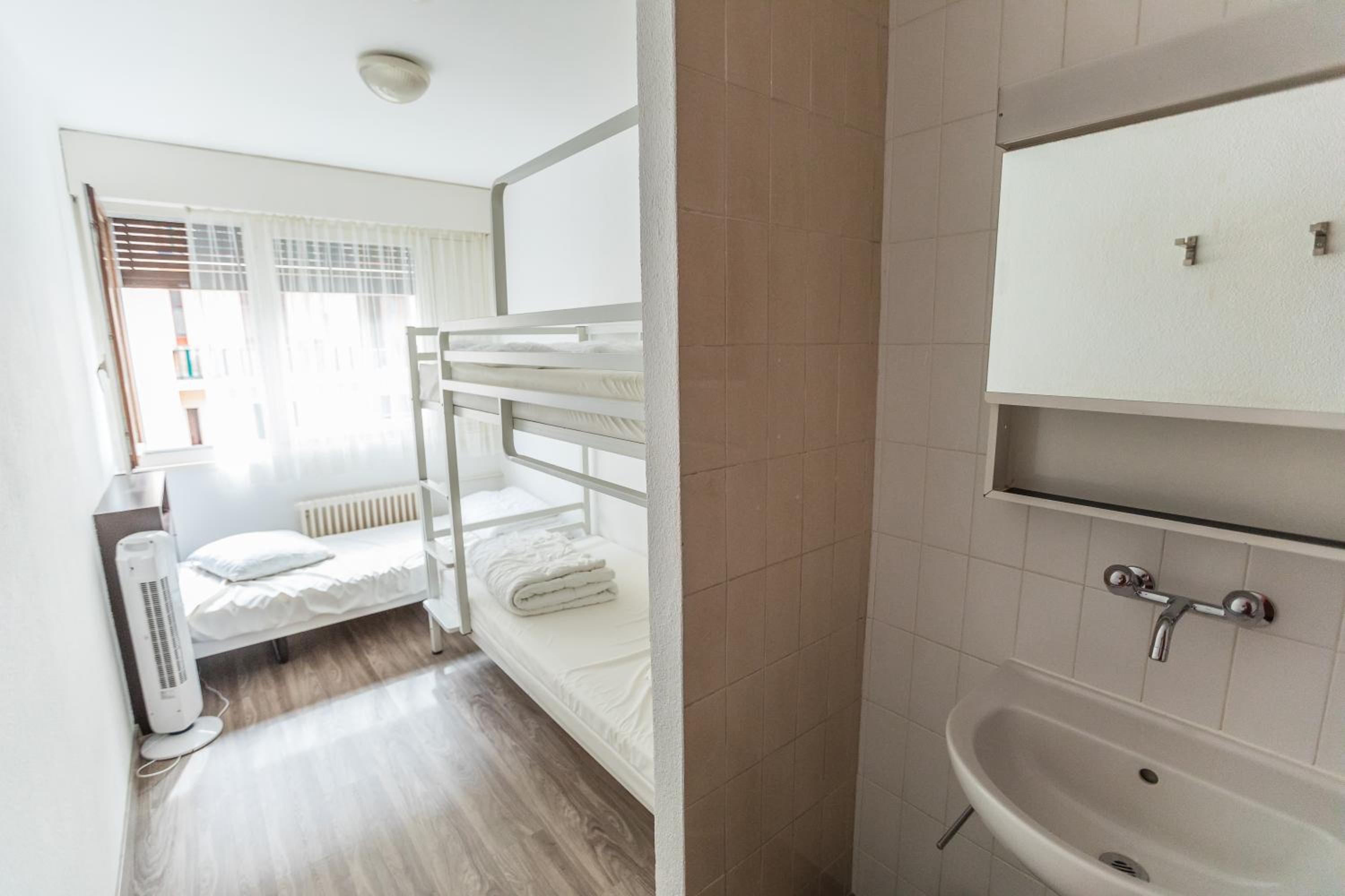 Фото City Hostel Geneva