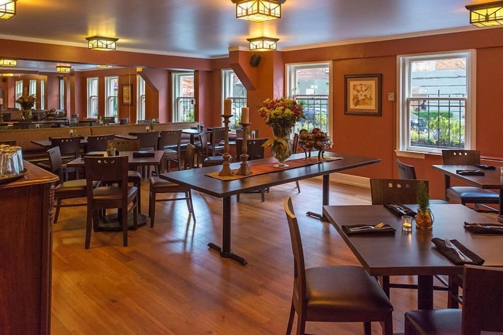 Фото The Inn at Virginia Mason