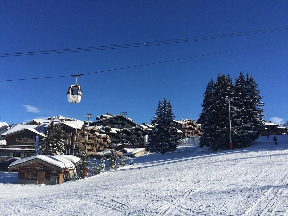 Фото Les 3 Vallées, a Beaumier hotel