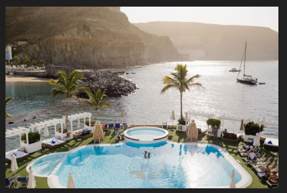 Фото Hotel Livvo Puerto de Mogán