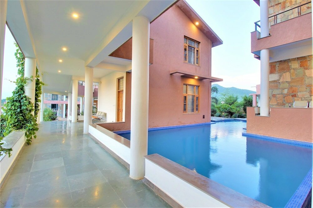 Фото Palm Valley Svasti Resort