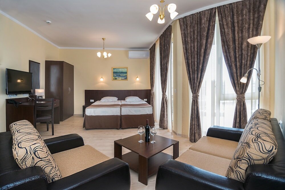 Фото Rome Palace Deluxe