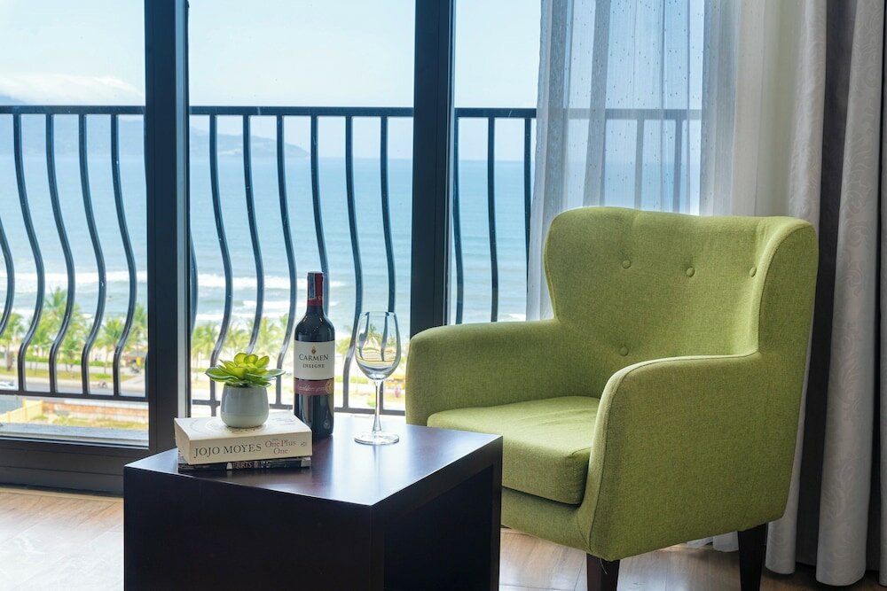 Фото Alani Sea View Hotel