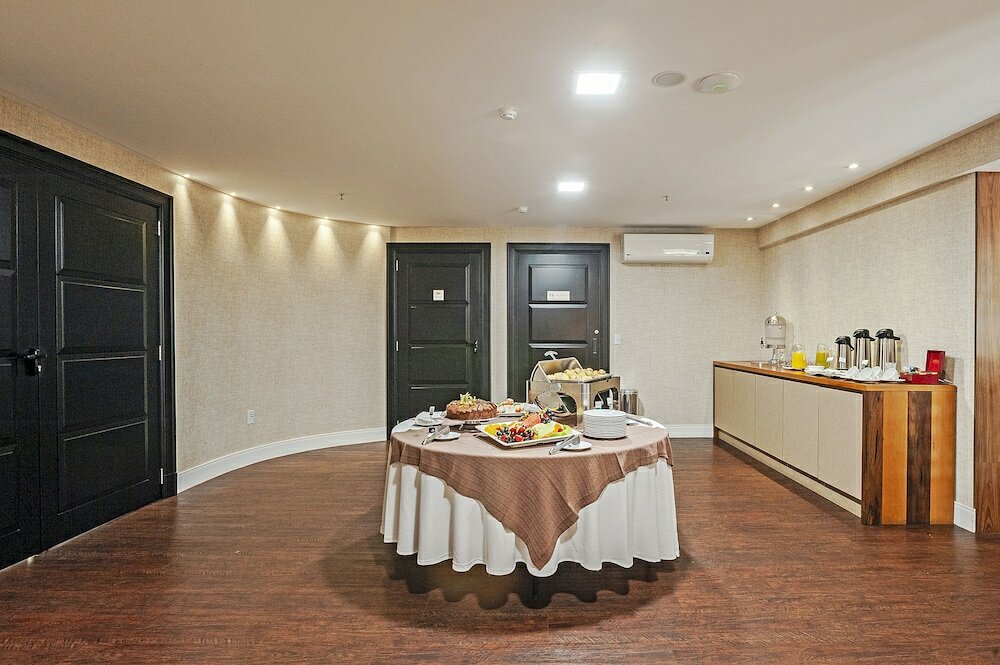 Фото Brut by Slaviero Hotéis