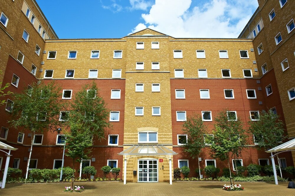 Фото Great Dover Street Apartments