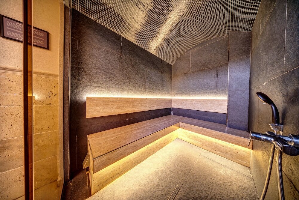 Фото Mountain Lake Hotel