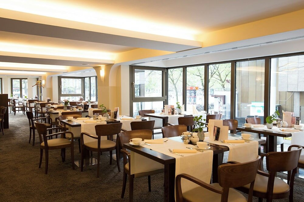 Фото Central-Hotel Kaiserhof