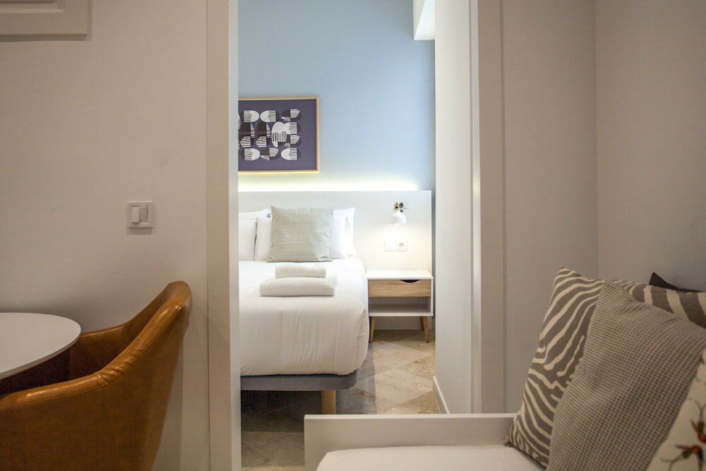 Фото Gran Central Suites