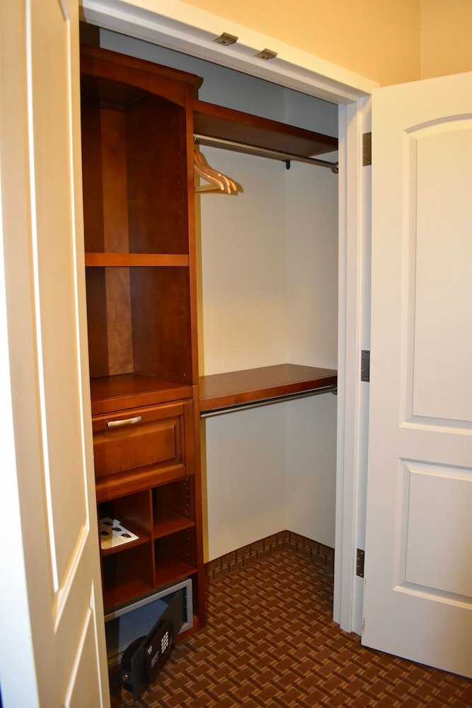 Фото Best Western Plus Easton Inn & Suites