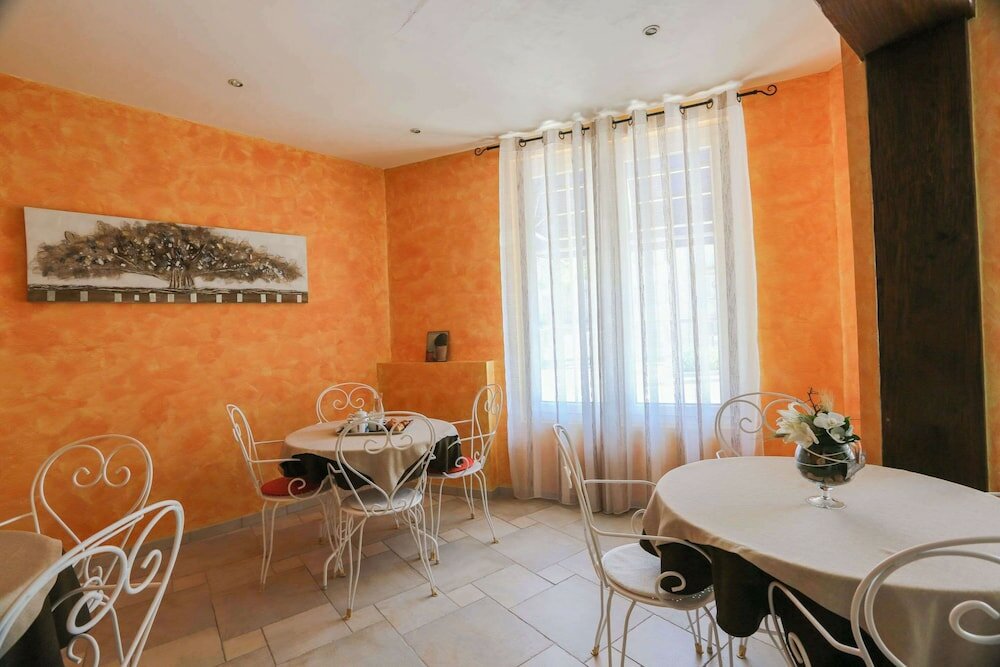 Фото Brit Hotel Bleu Nuit