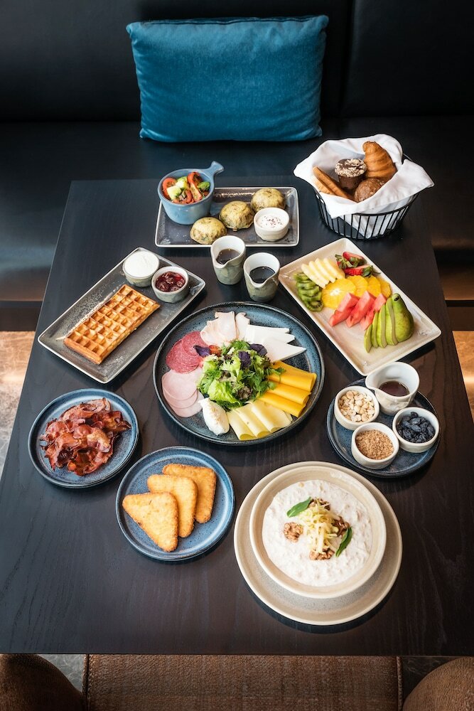 Фото Courtyard by Marriott Baku