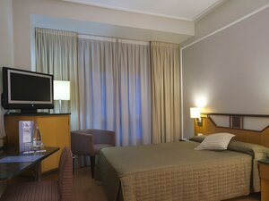 Гостиница Eurostars Mediterranea Plaza