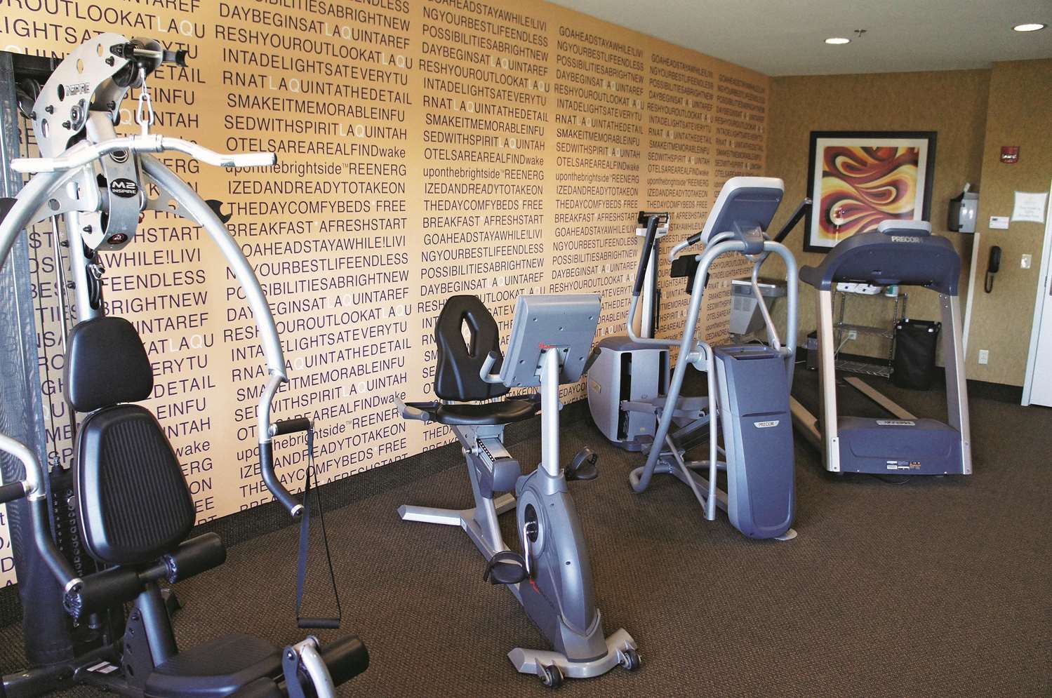 Фото Highland Suites