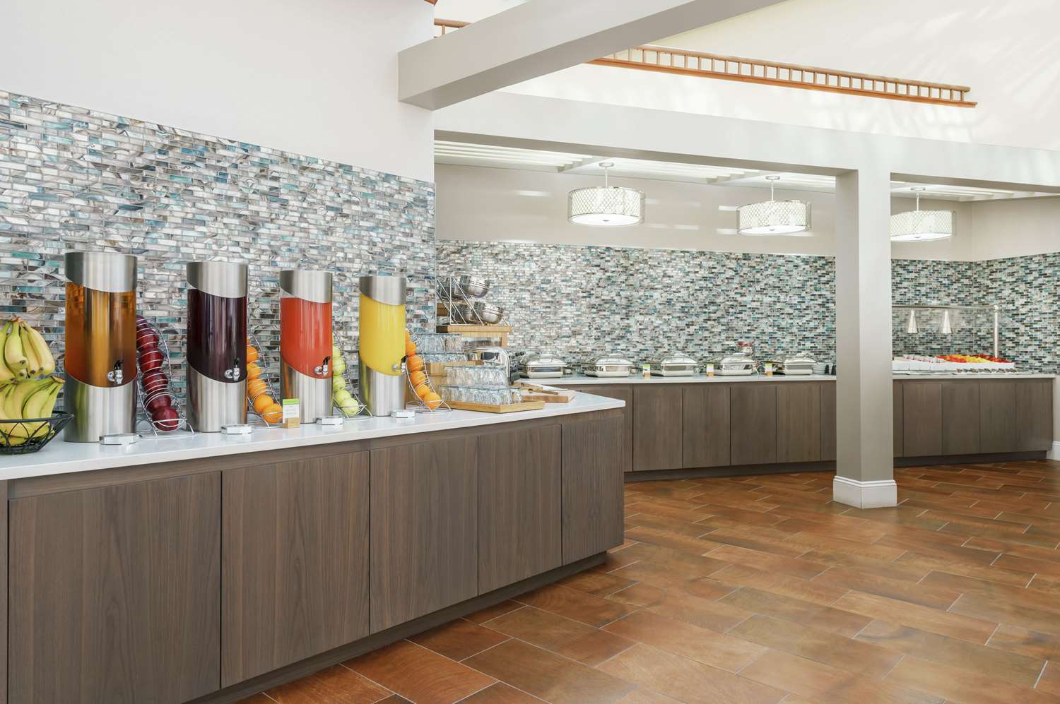 Фото DoubleTree by Hilton Orlando Airport