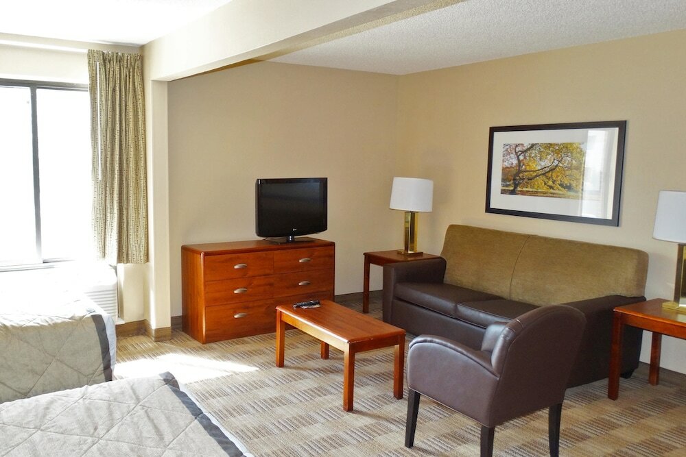 Фото Extended Stay America Suites Cleveland - Middleburg Heights