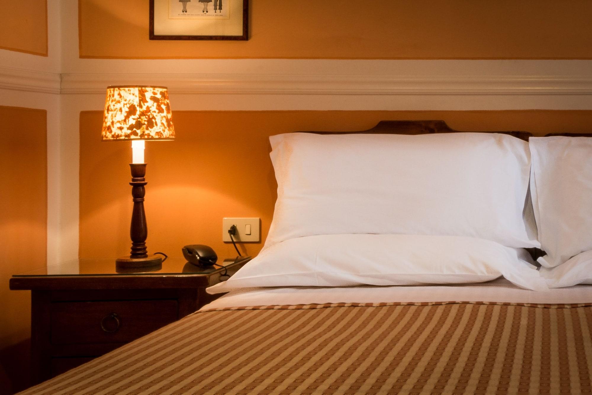 Фото Old Florence Inn