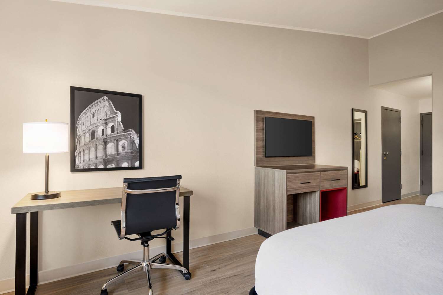 Фото Ramada by Wyndham Whitehall/Allentown