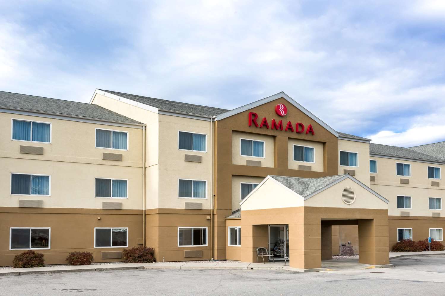 Фото Ramada by Wyndham Coeur d'Alene