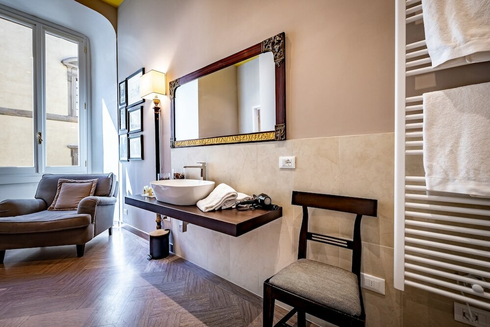 Фото Cerretani Palace Luxury B&b