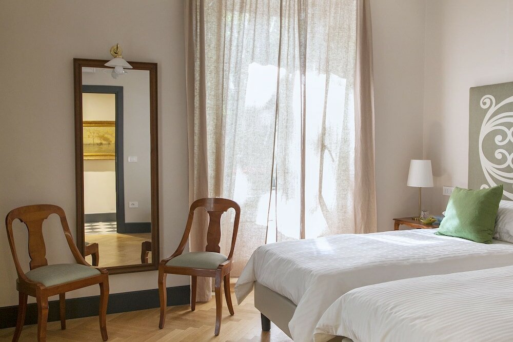 Фото Santa Monica Luxury Rooms