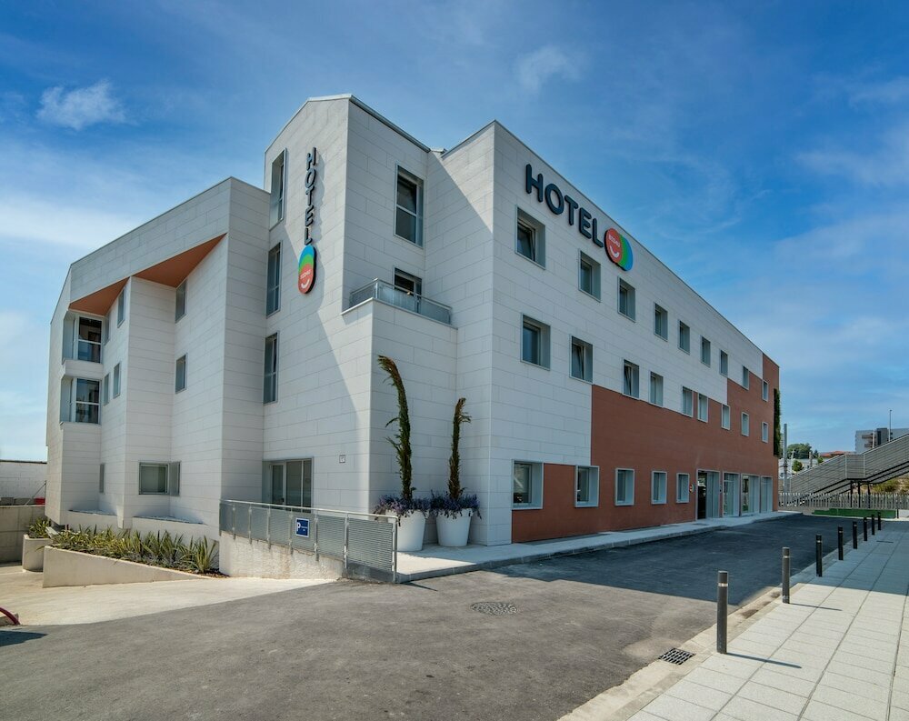 Hotel Ibis Styles Santander, Santander, photo