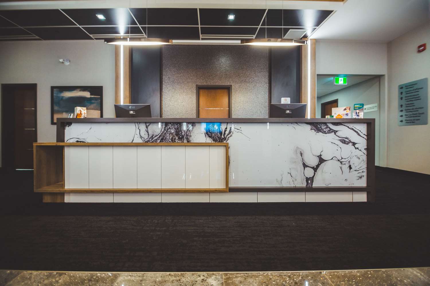 Фото Quality Hotel & Conference Centre