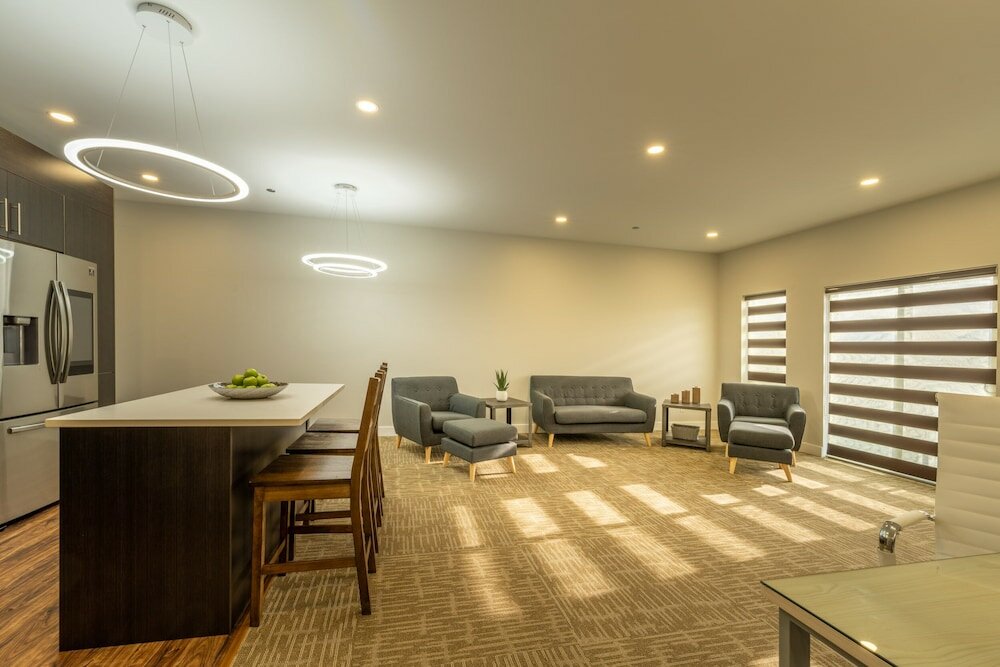 Фото Quality Inn Sunshine Suites