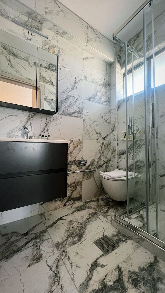 Фото Lighthouse Hotel