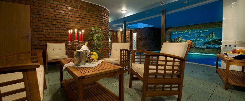 Фото Grand Hotel