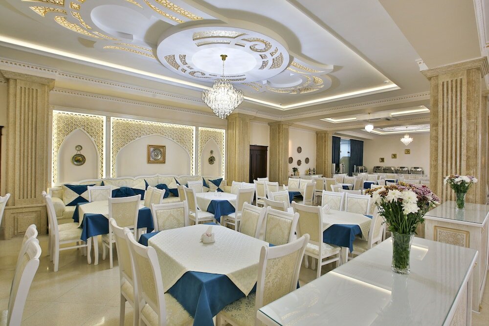 Фото Orient Star Varaxsha