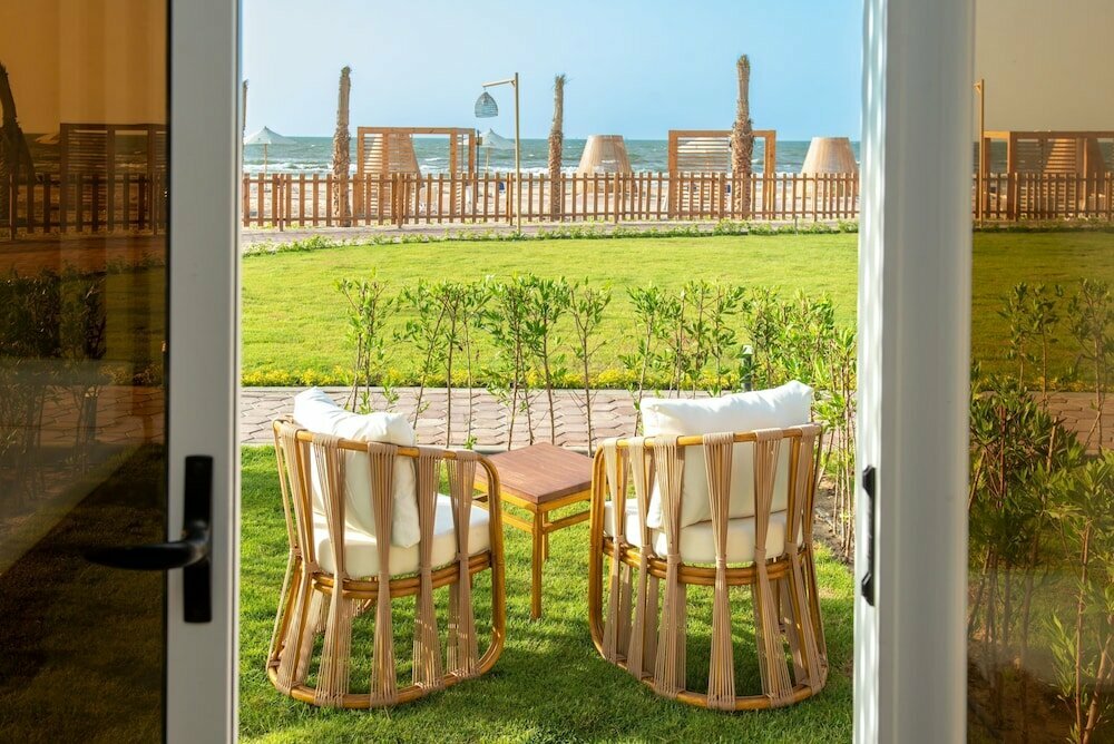 Hotel Marom Port Said Resort & Beach, Port Said, photo