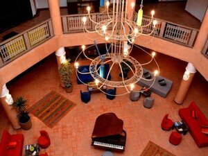 Гостиница Borjs Hotel Suites & SPA