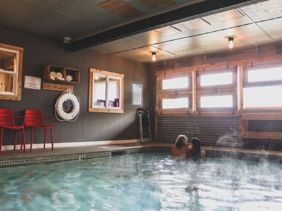 Фото Ashore Hotel