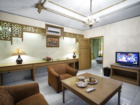 Фото Kusuma Sahid Prince Hotel