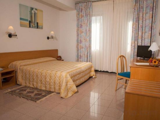 Фото Hotel Astoria