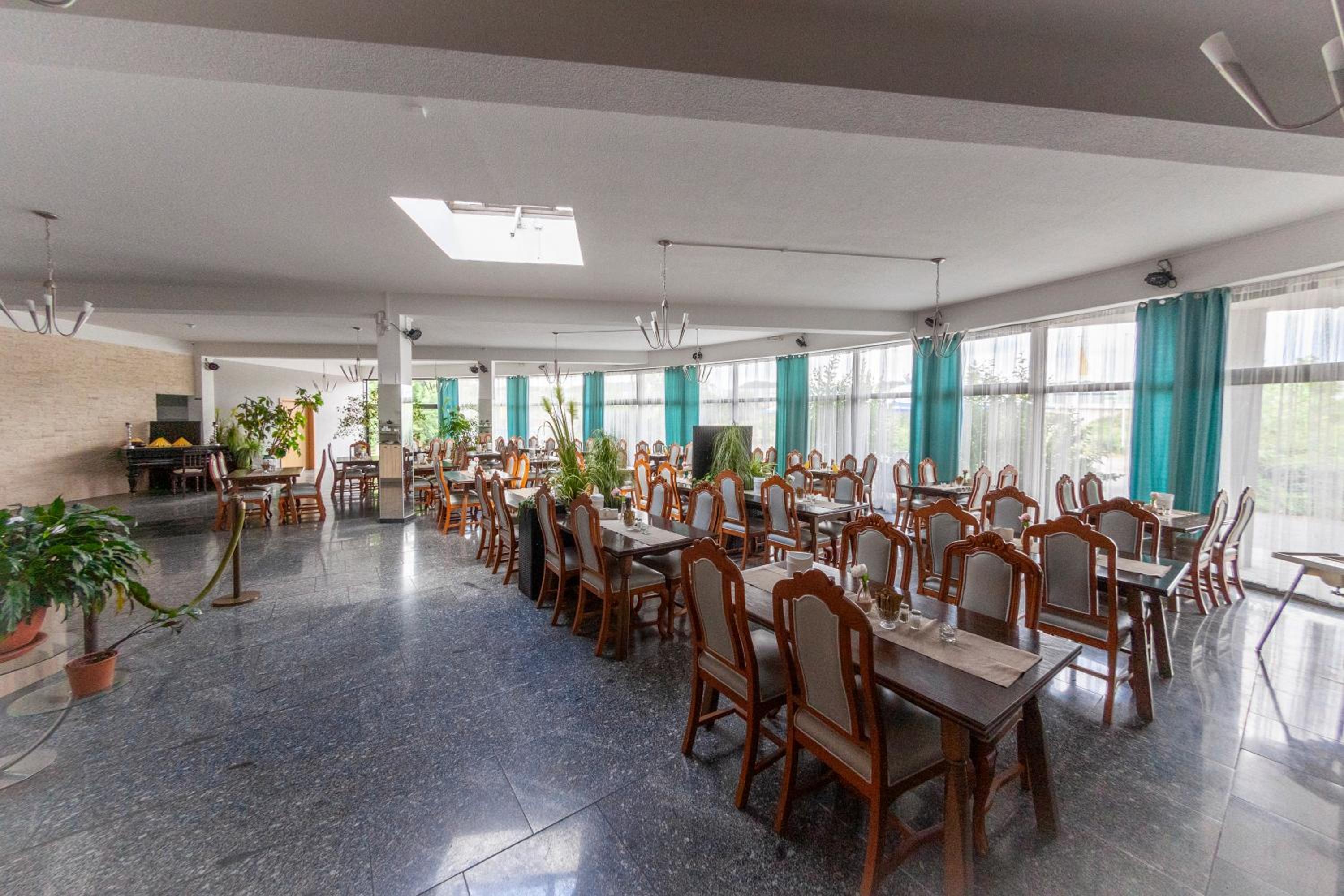 Фото West Hotel Radebeul