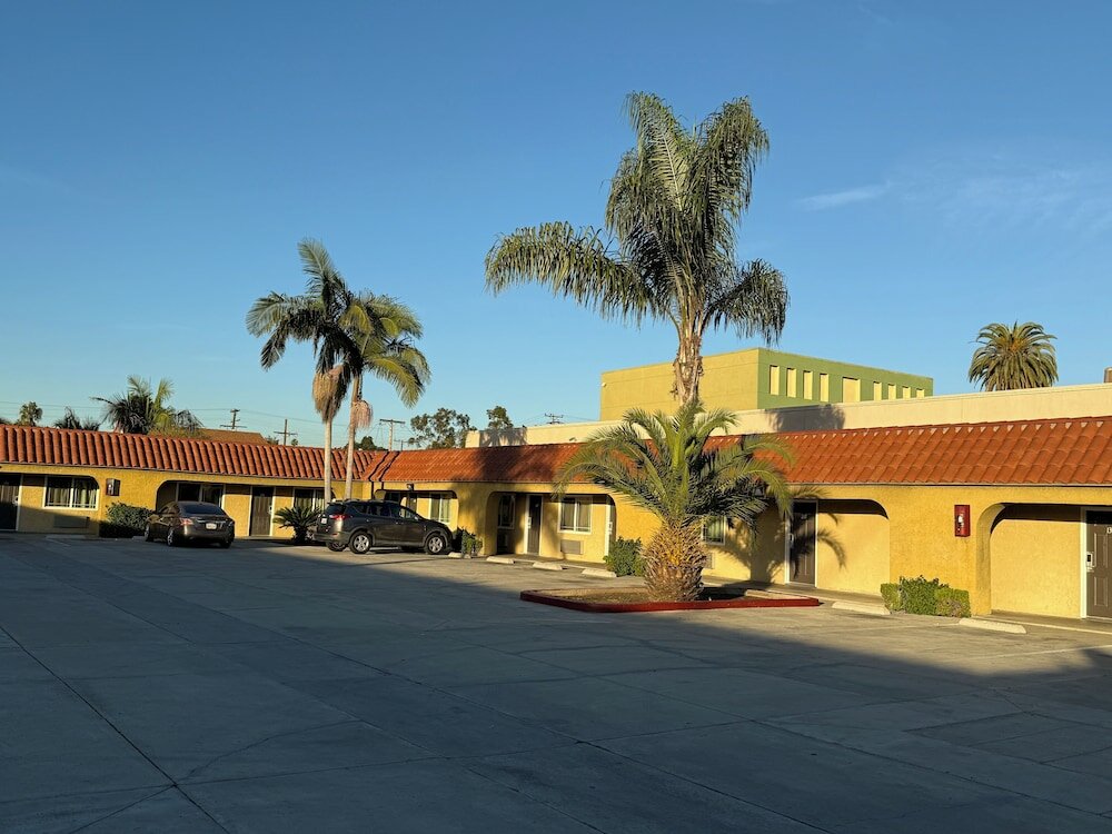 Фото Rocky Inn