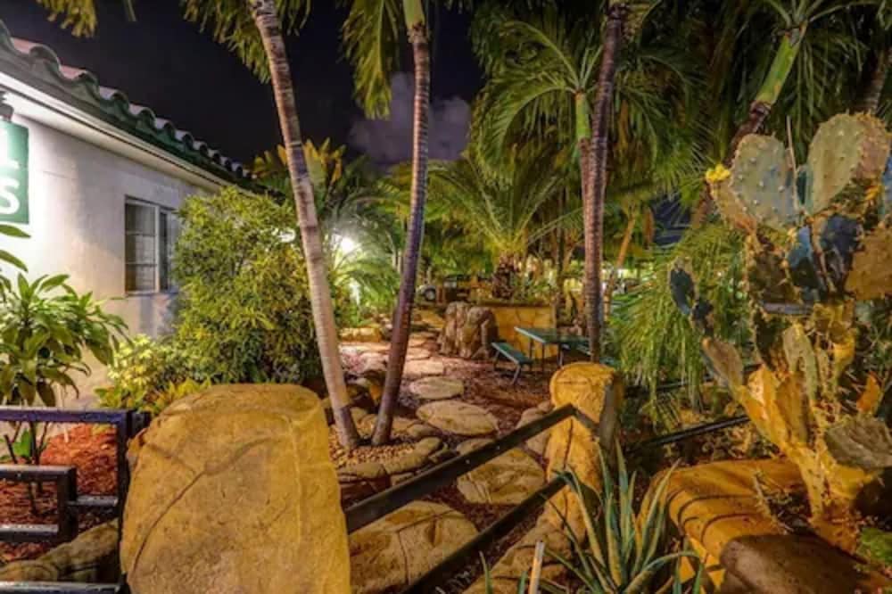 Фото Green Seas Motel