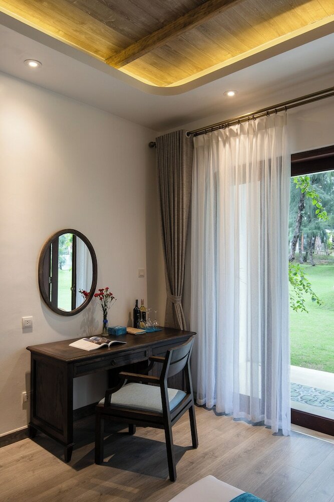 Фото Stelia Beach Resort