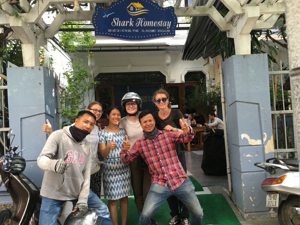 Фото Shark Hotel - Hostel